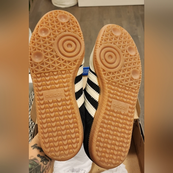 SOLD Adidas Samba OG limited edition - Picture 4 of 8